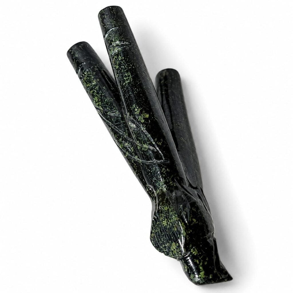 Double Serpentine Stone Kuripe with Condor Head